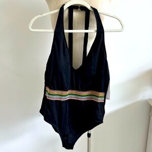 Gibson and Latimer size Large